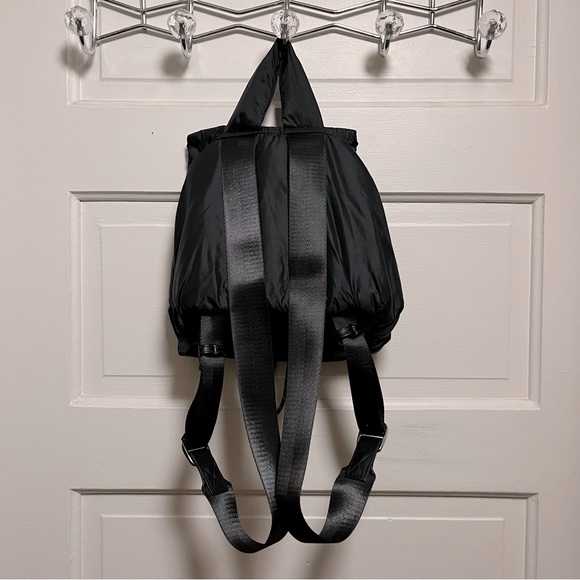 NEW Black Puffer Mini Backpack sporty snaps magnetic clasp adjustable straps - Picture 2 of 8